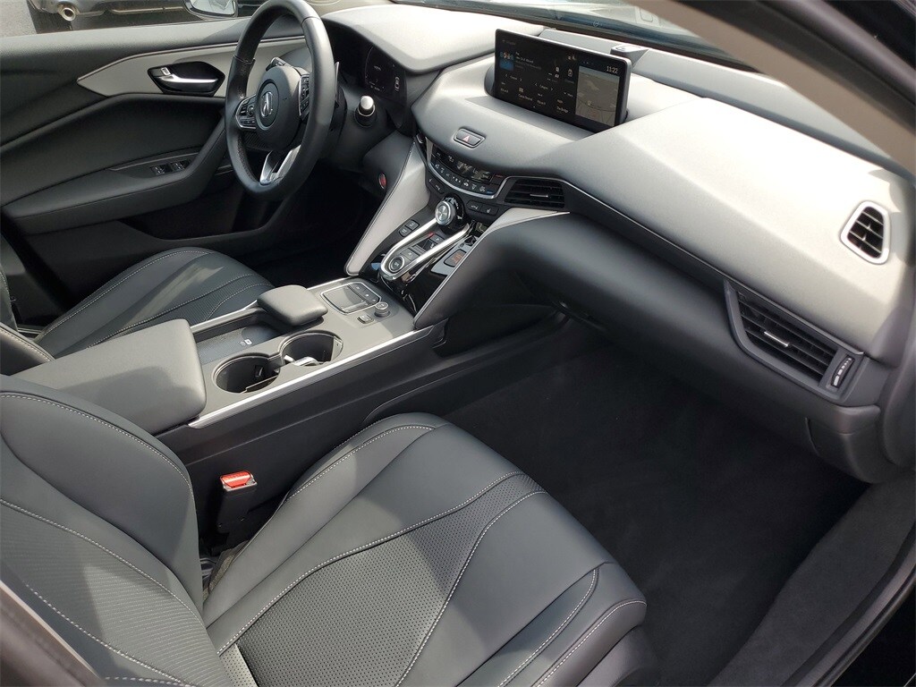 2025 Acura TLX Technology photo 3