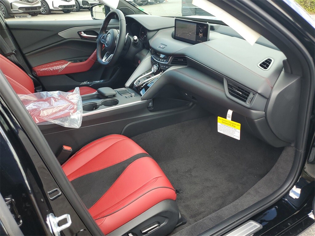 2025 Acura TLX SH-AWD A-Spec photo 4