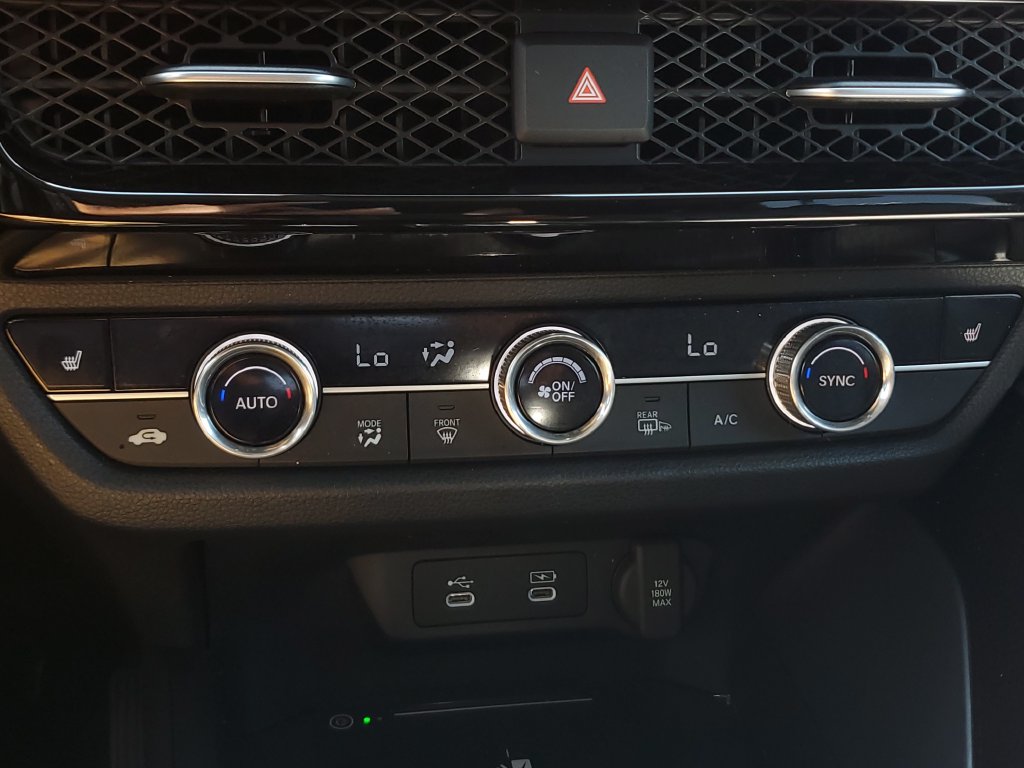 2025 Acura ADX Base - Photo 26