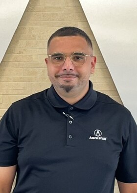 Staff member Yassine Ezzaouia from ID_dcd939
