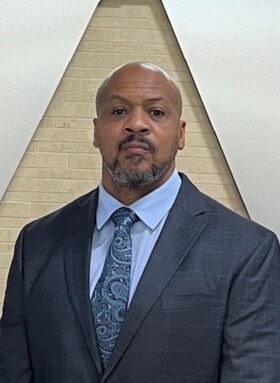 Staff member Robert Billings from ID_4f3bff6a7b78