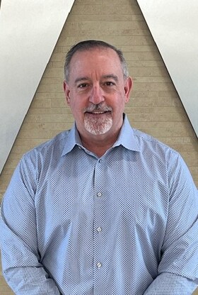 Staff member Joe Lary from ID_54dd44bb1a26