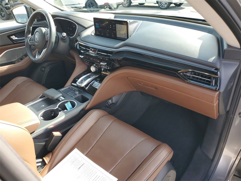 2022 Acura MDX SH-AWD Advance photo 4