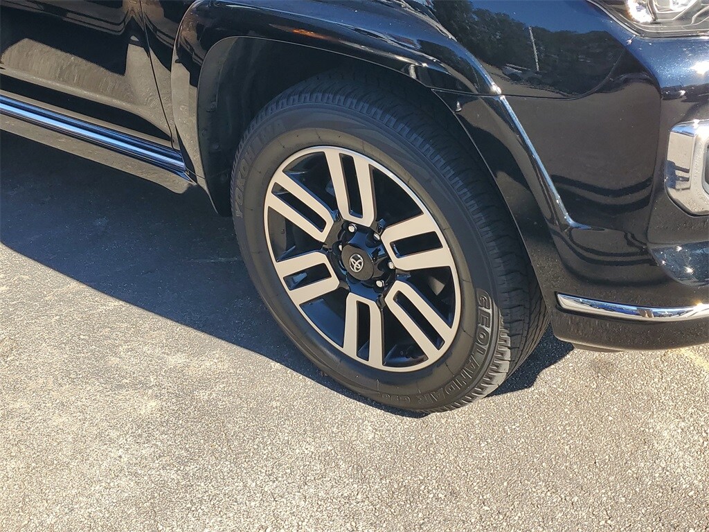 2024 Toyota 4Runner Limited photo 3