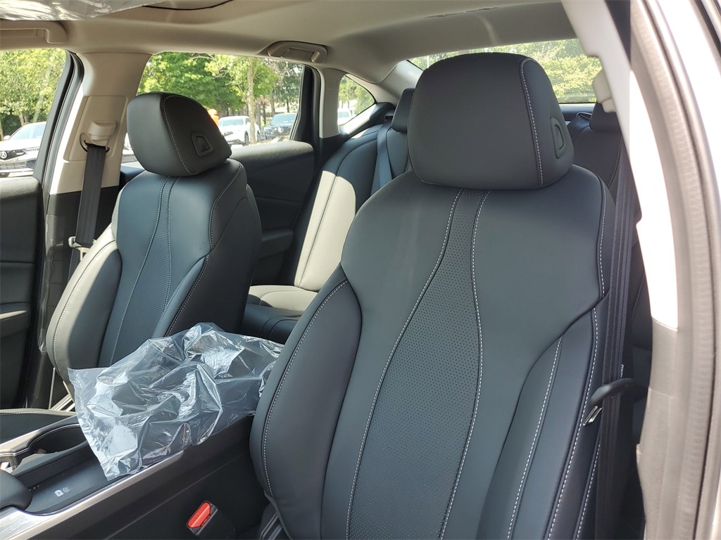 2025 Acura TLX Technology Package - Photo 16