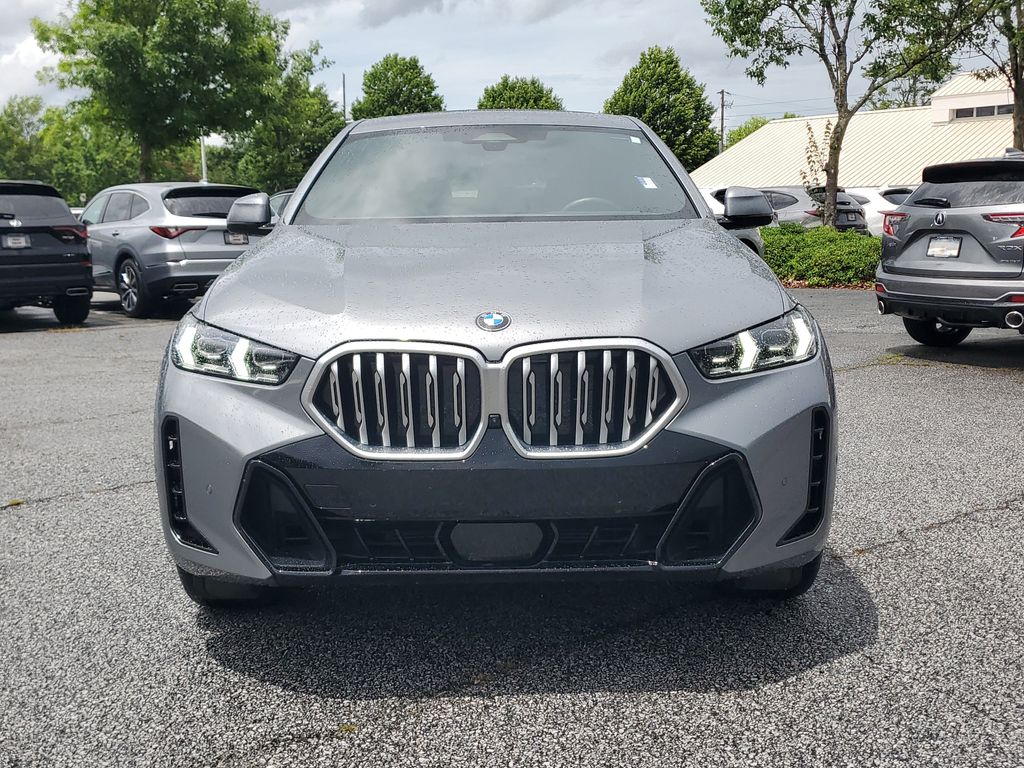 5UX33EX08R9V15181