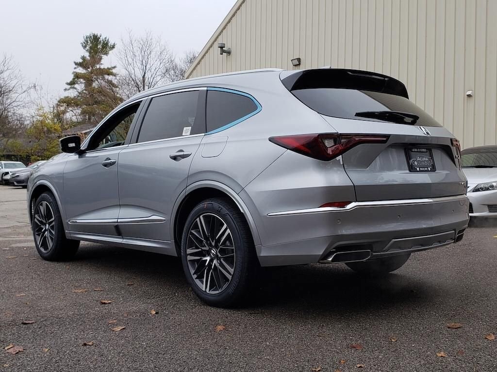2026 Acura MDX SH-AWD Advance photo 4