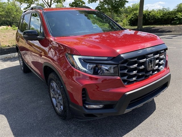 Used 2024 Honda Passport TrailSport with VIN 5FNYF8H69RB010565 for sale in Dublin, OH