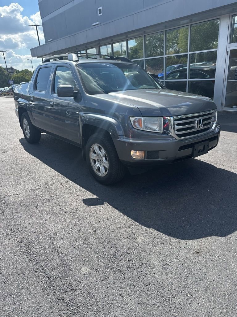 2012 Honda Ridgeline RTS photo 2