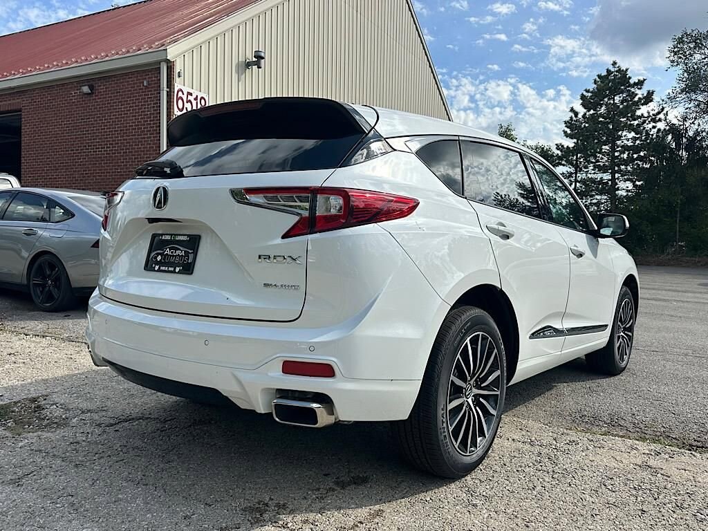 2025 Acura RDX Advance photo 4