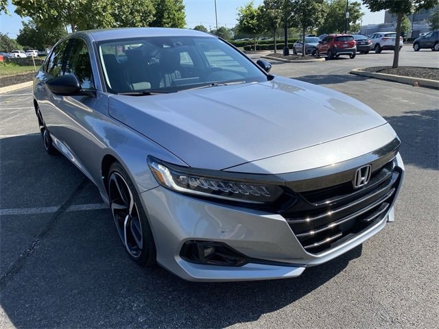 Used 2022 Honda Accord Sport SE with VIN 1HGCV1F47NA066787 for sale in Northfield, Minnesota