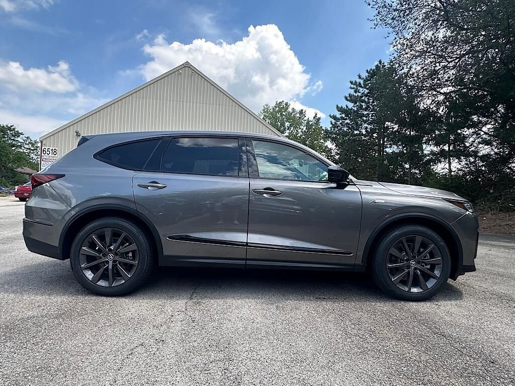 2026 Acura MDX SH-AWD A-Spec photo 3