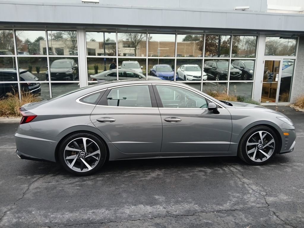 2023 Hyundai Sonata SEL Plus photo 3