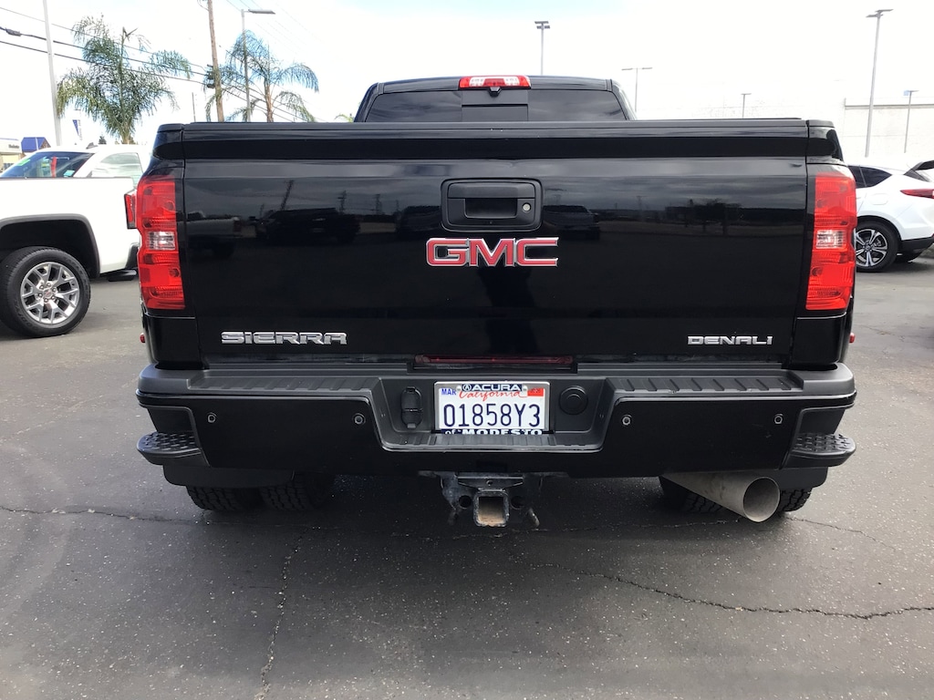 Used 2018 GMC Sierra 3500HD Denali Truck Crew Cab