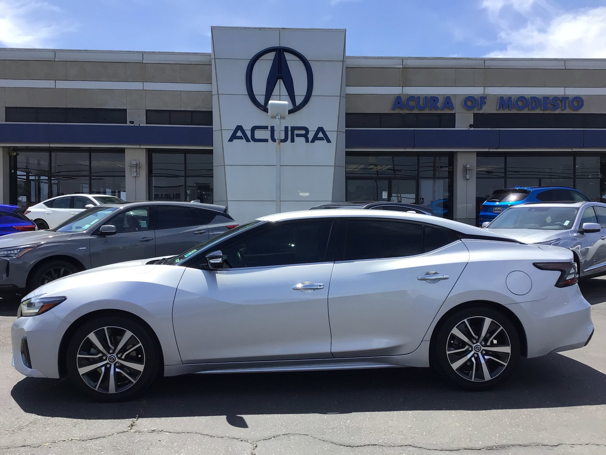 2020 Nissan Maxima SV's photo