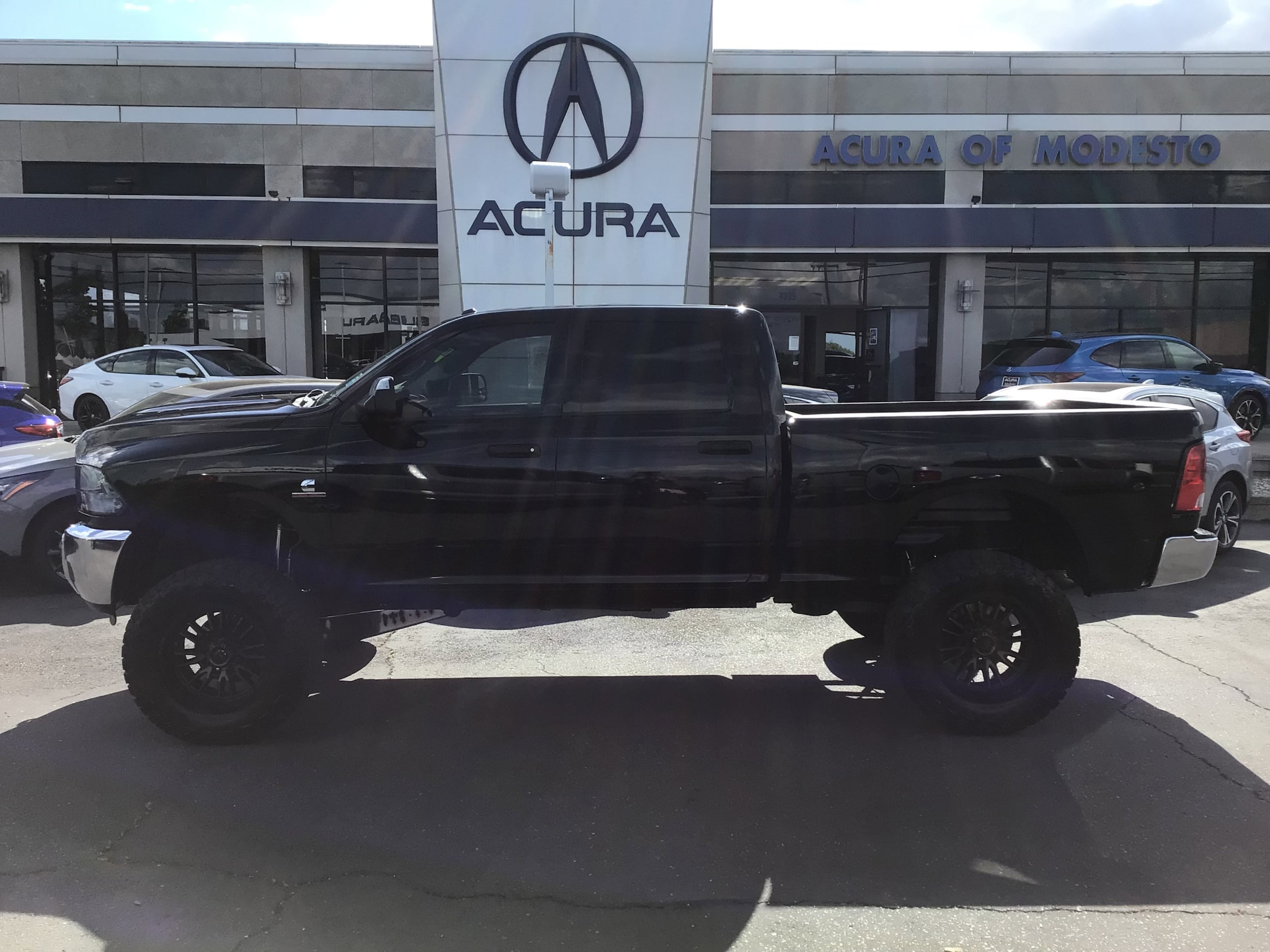 2015 RAM 2500 Tradesman 4X4 Crew Cab SWB's photo