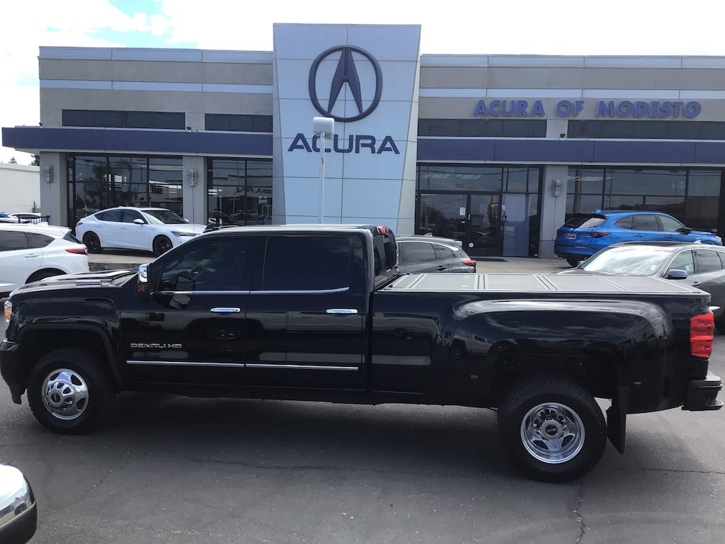 Used 2018 GMC Sierra 3500HD Denali Truck Crew Cab