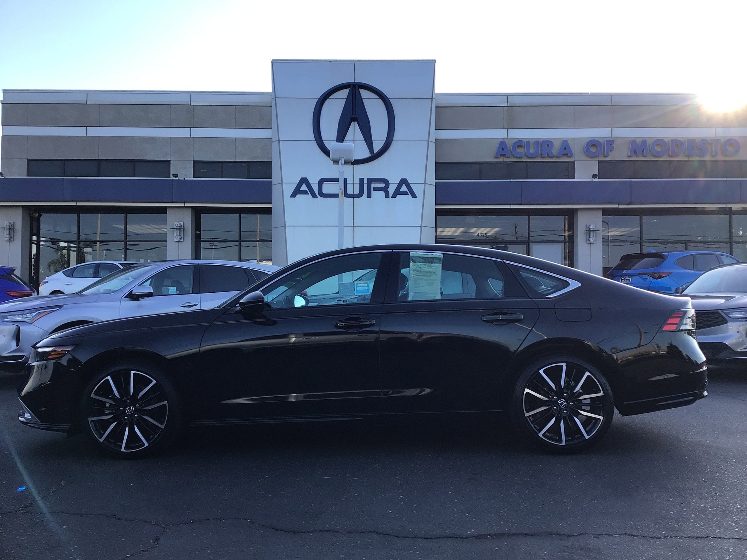 2024 Honda Accord Hybrid Touring's photo