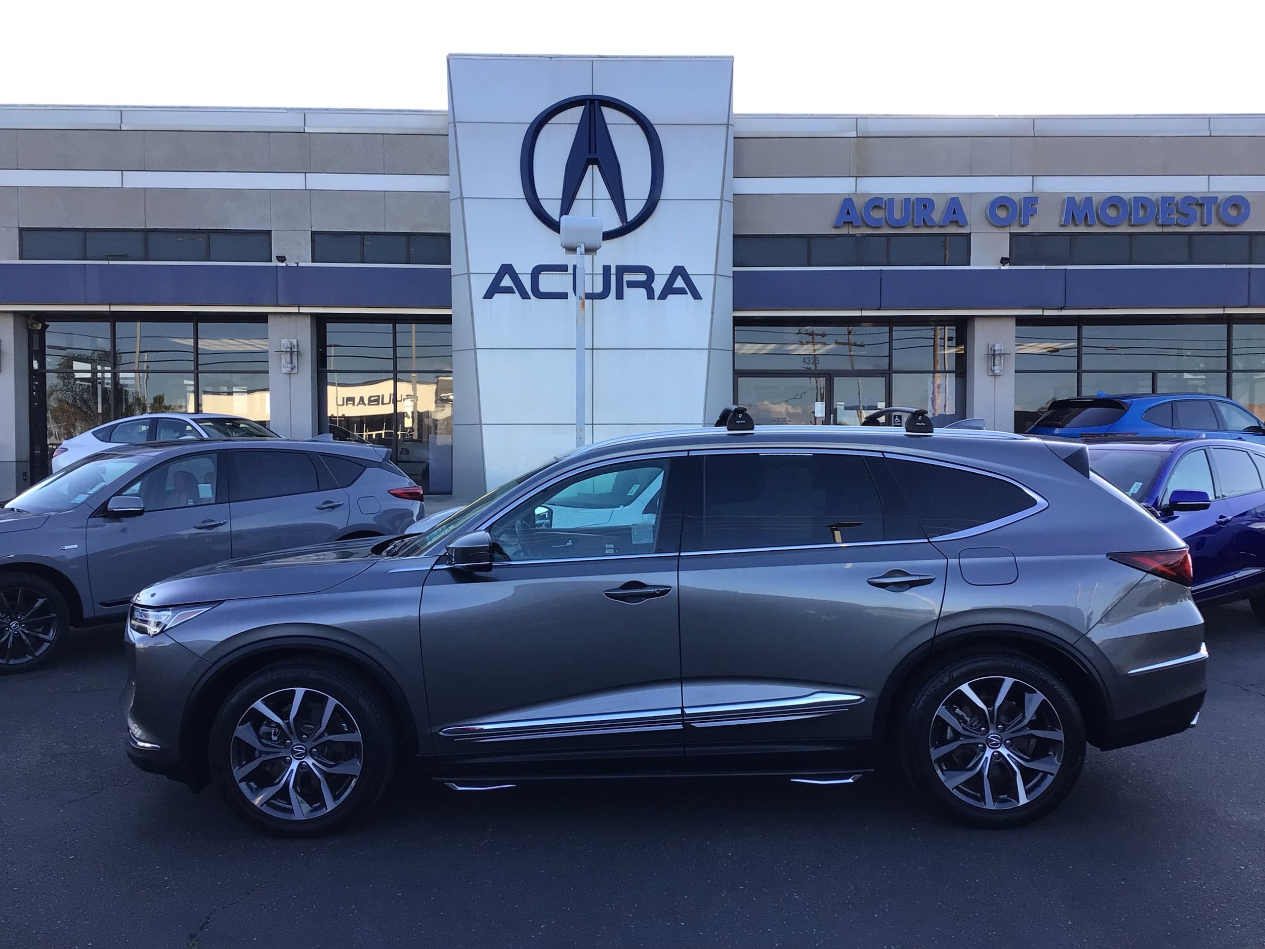 2024 Acura MDX SH-AWD w/Technology Package's photo