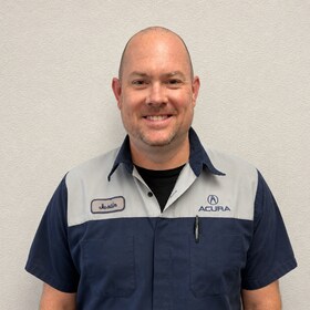 Staff member Justin Allen from ID_d7b2a0