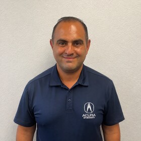 Staff member Edman Eisavi from ID_d79f12