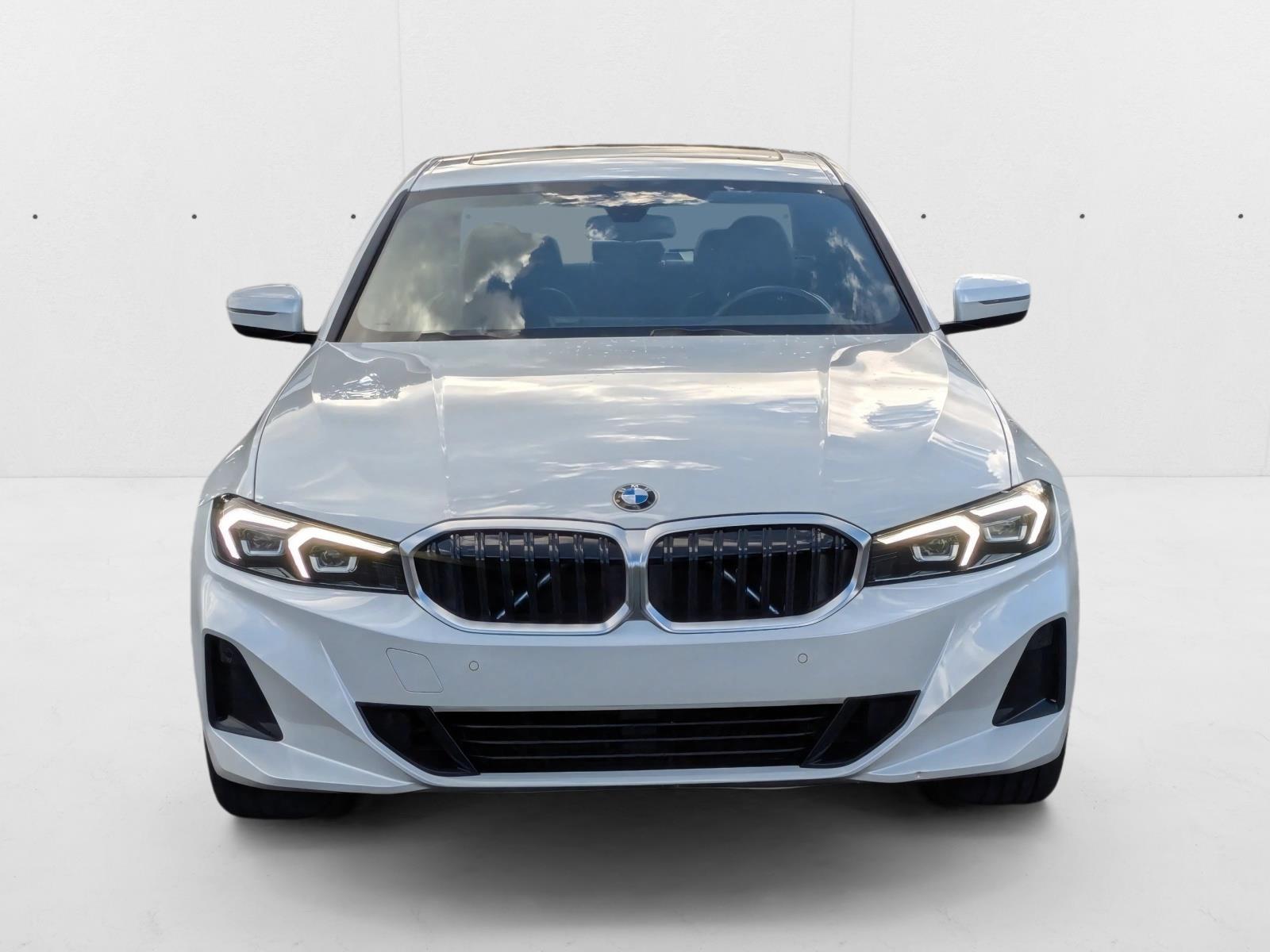 2024 Bmw 330i Sedan photo 2