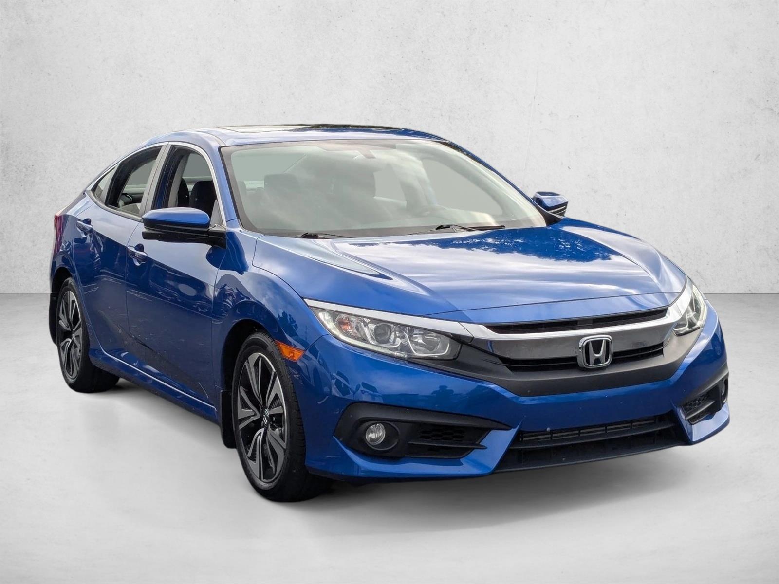2018 Honda Civic EX-T photo 3