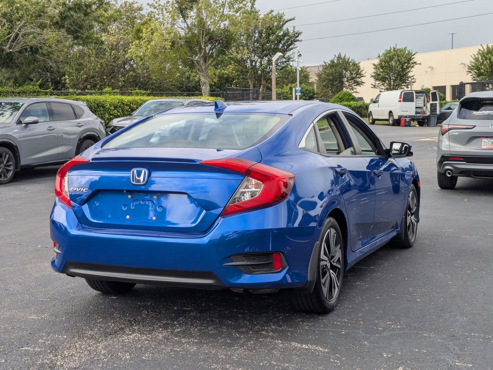 2018 Honda Civic EX-T photo 4