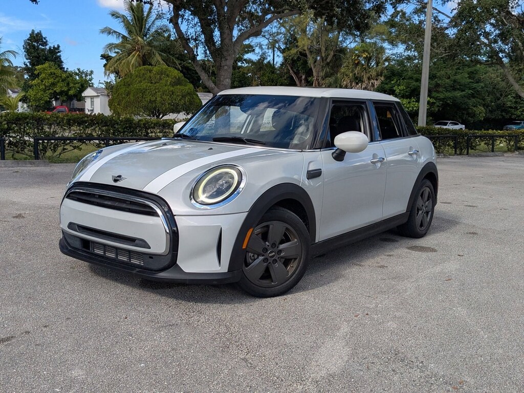 Used 2022 MINI Hardtop 4 Door Cooper Hatchback