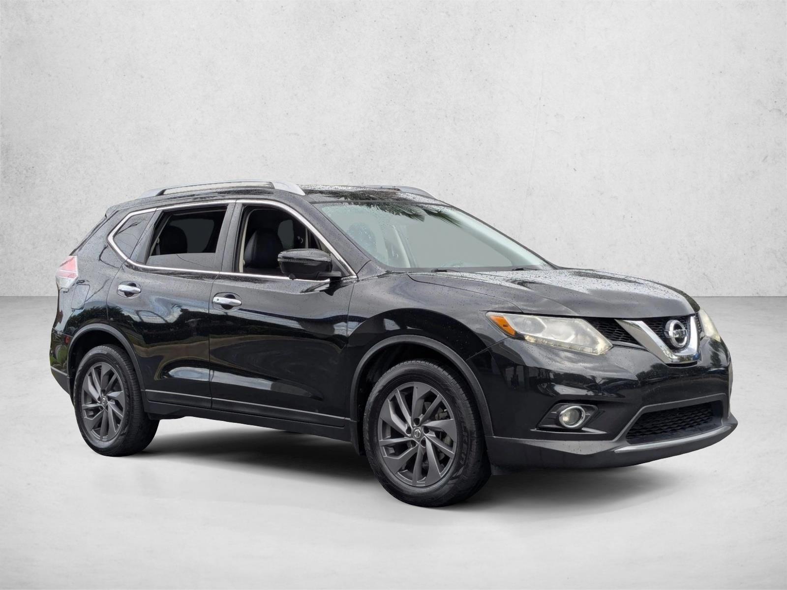 2016 Nissan Rogue SL photo 3
