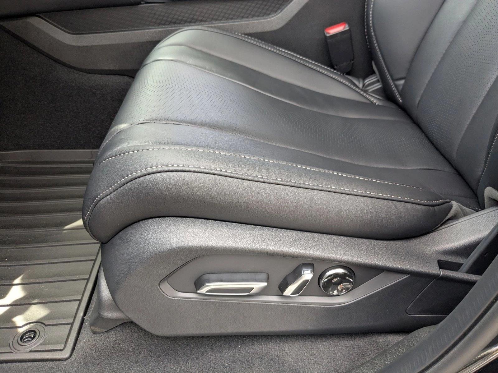 2026 Acura MDX SH-AWD Technology photo 4