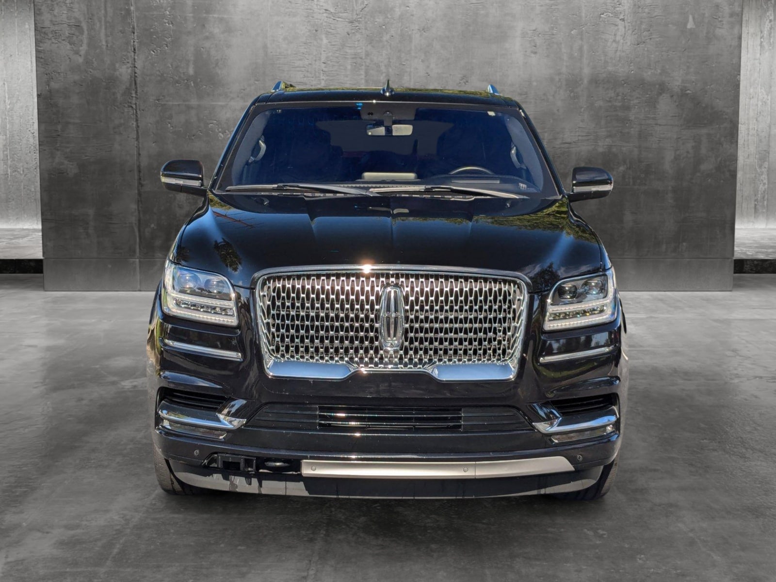 Used 2018 Lincoln Navigator Reserve with VIN 5LMJJ2LT3JEL18100 for sale in Sanford, FL