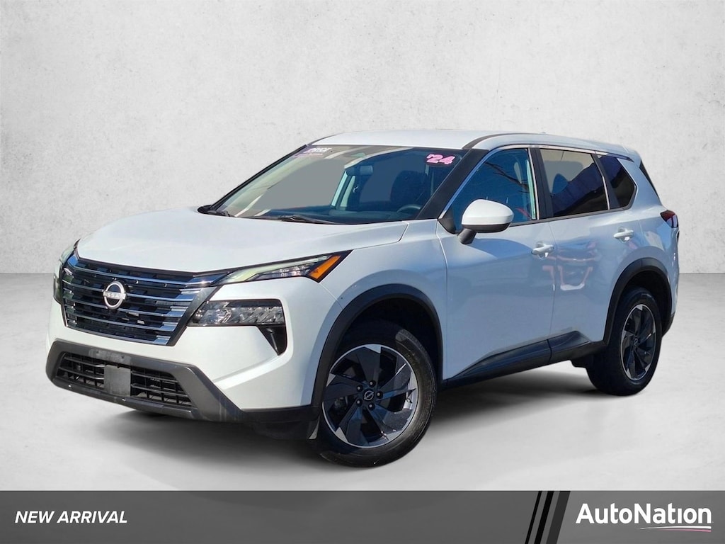 Used 2024 Nissan Rogue SV SUV