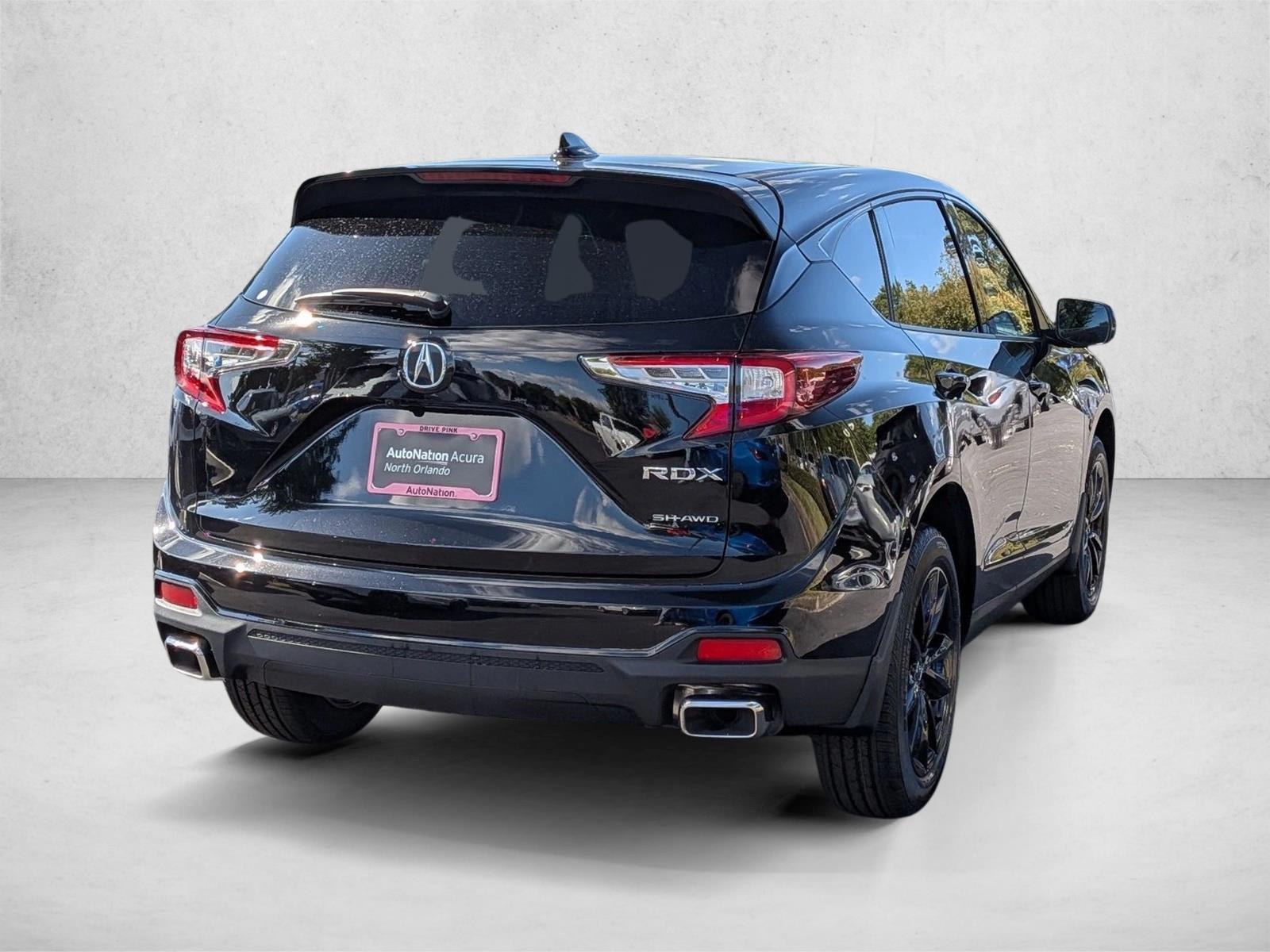 2025 Acura RDX photo 2