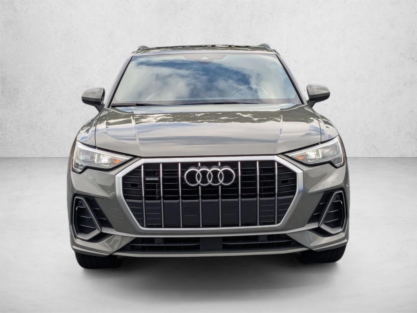 2021 Audi Q3 S line Premium photo 2