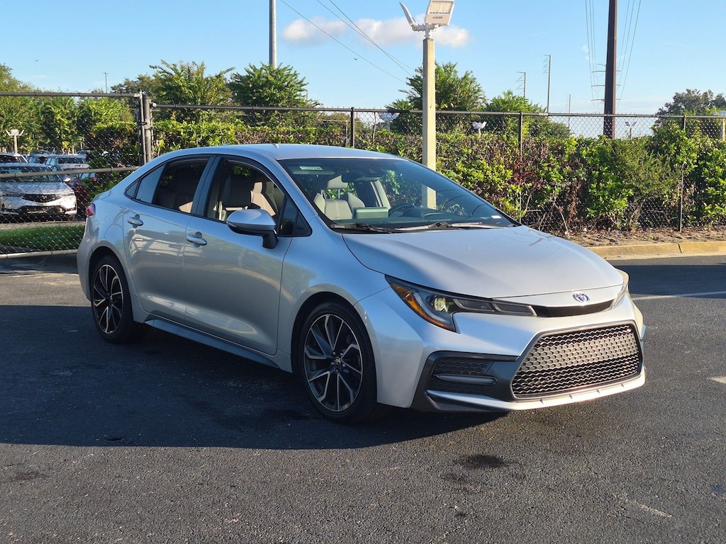Used 2020 Toyota Corolla SE Sedan