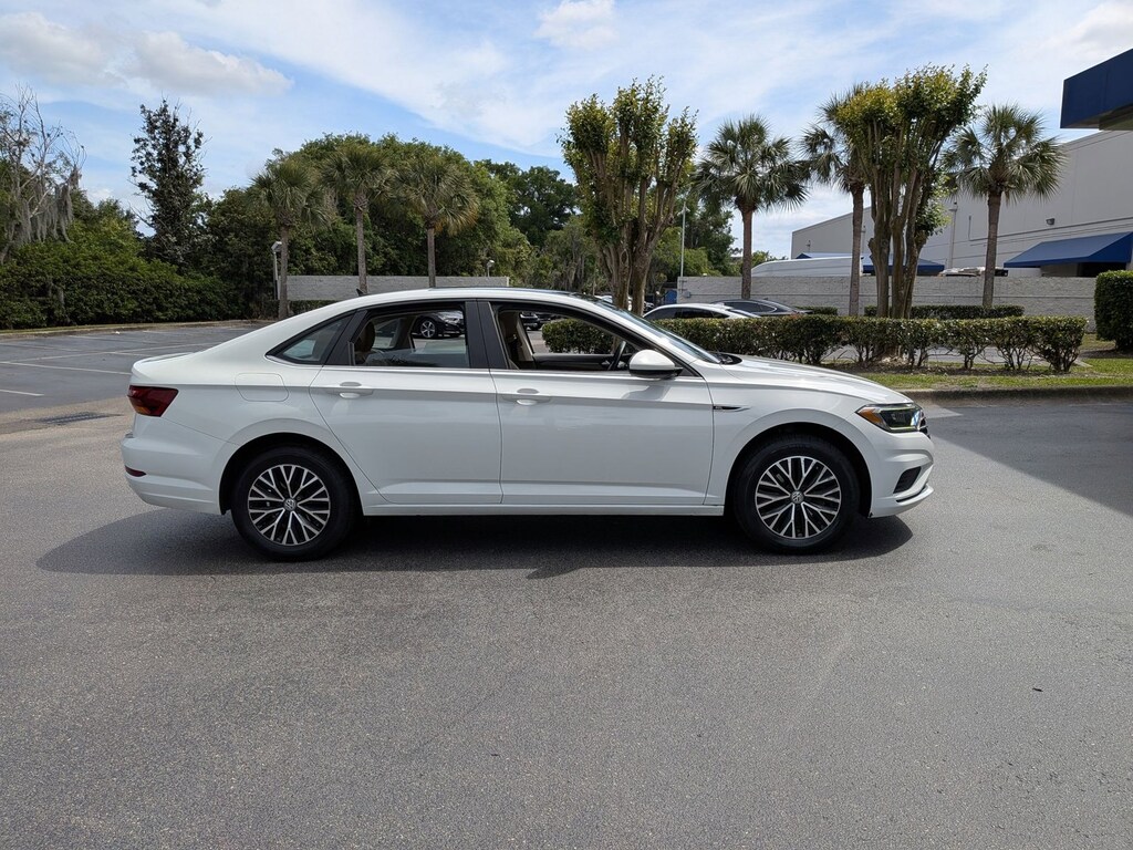 Used 2019 Volkswagen Jetta SEL Sedan