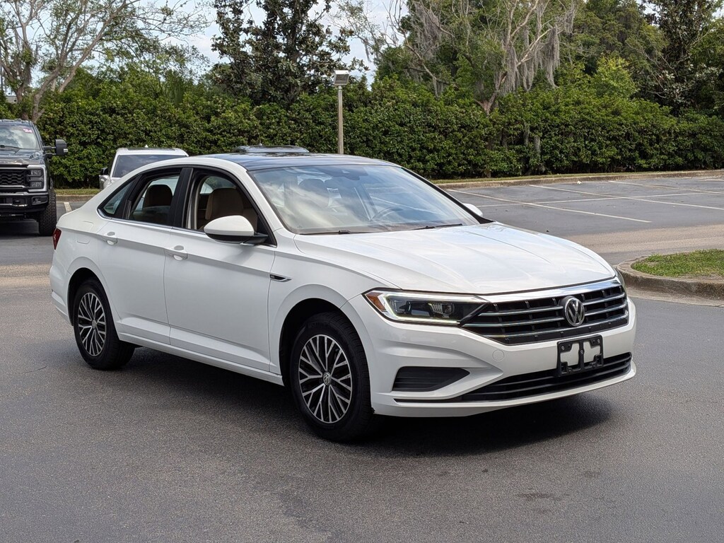 Used 2019 Volkswagen Jetta SEL Sedan