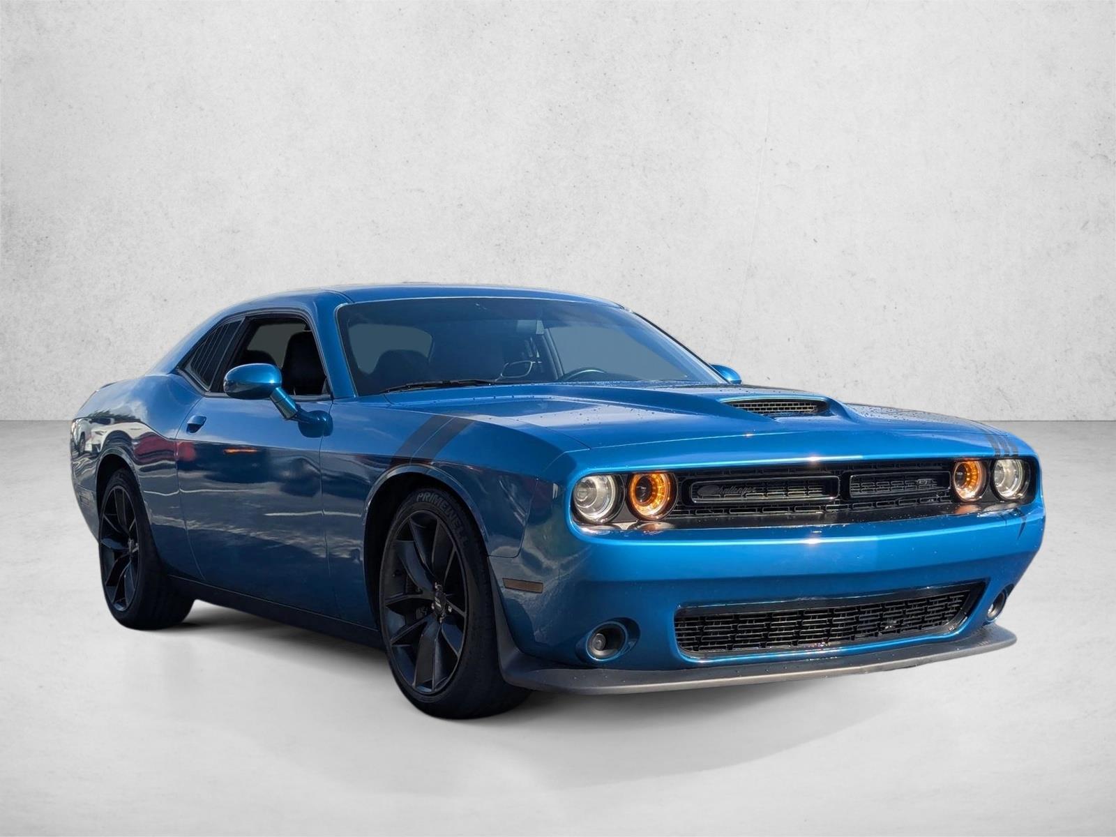 2021 Dodge Challenger GT photo 3