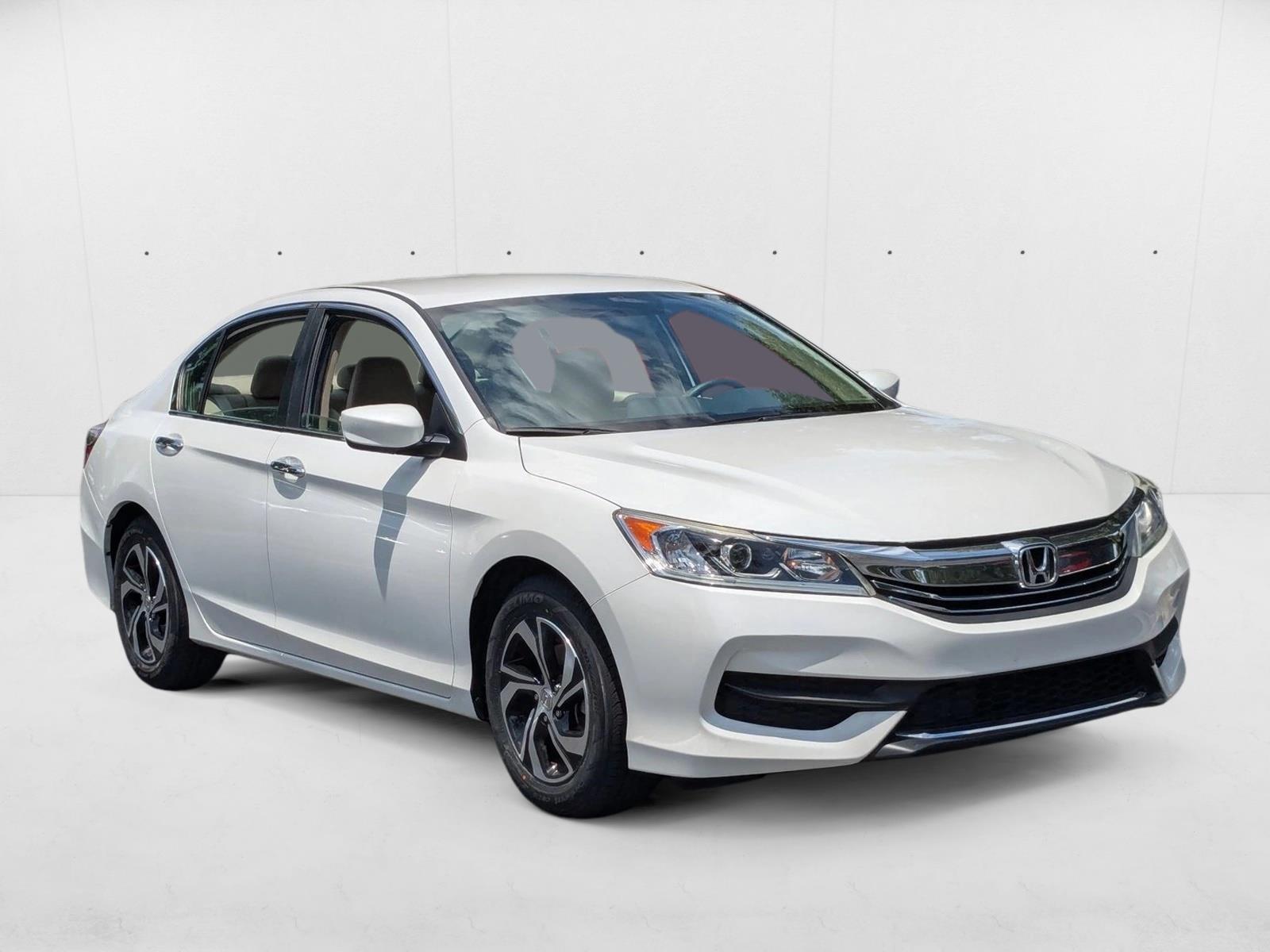 2016 Honda Accord LX photo 3