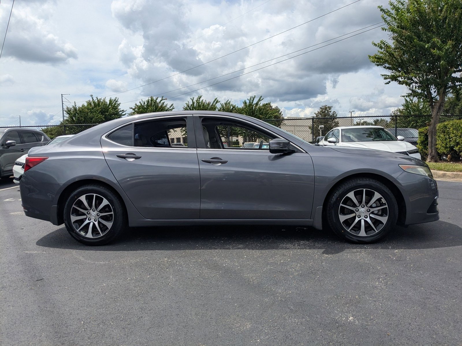 2017 Acura TLX Base photo 4