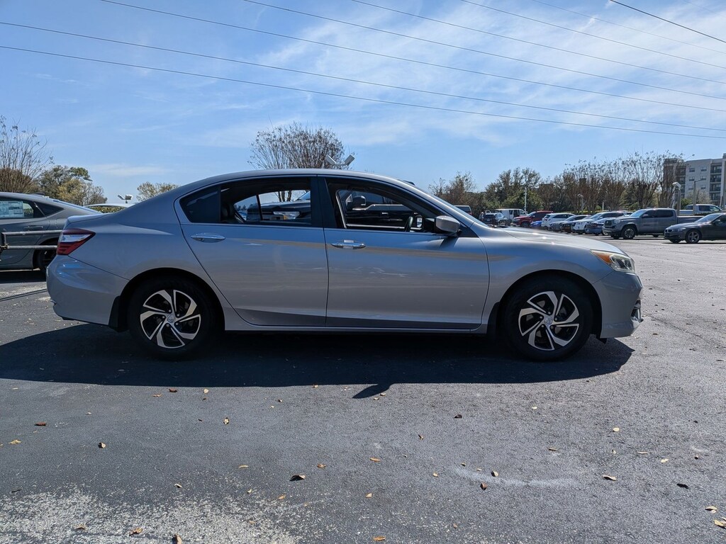 Used 2017 Honda Accord LX Sedan
