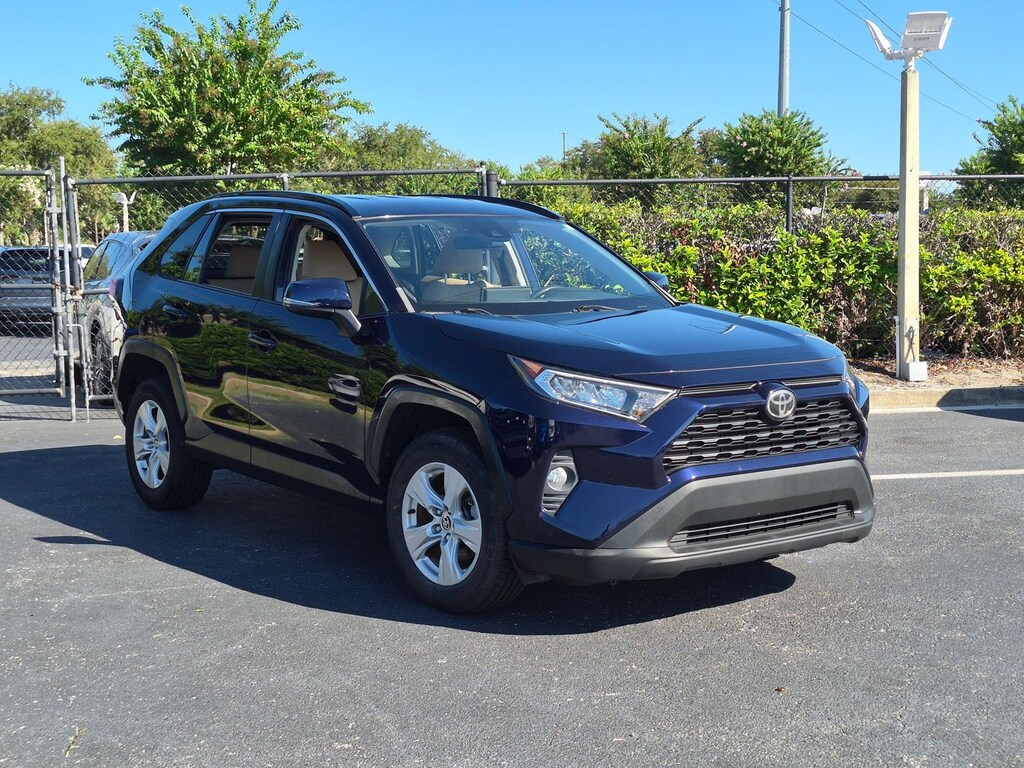 Used 2020 Toyota RAV4 XLE SUV