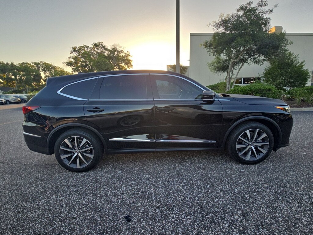 Used 2025 Acura MDX w/Technology Package SUV