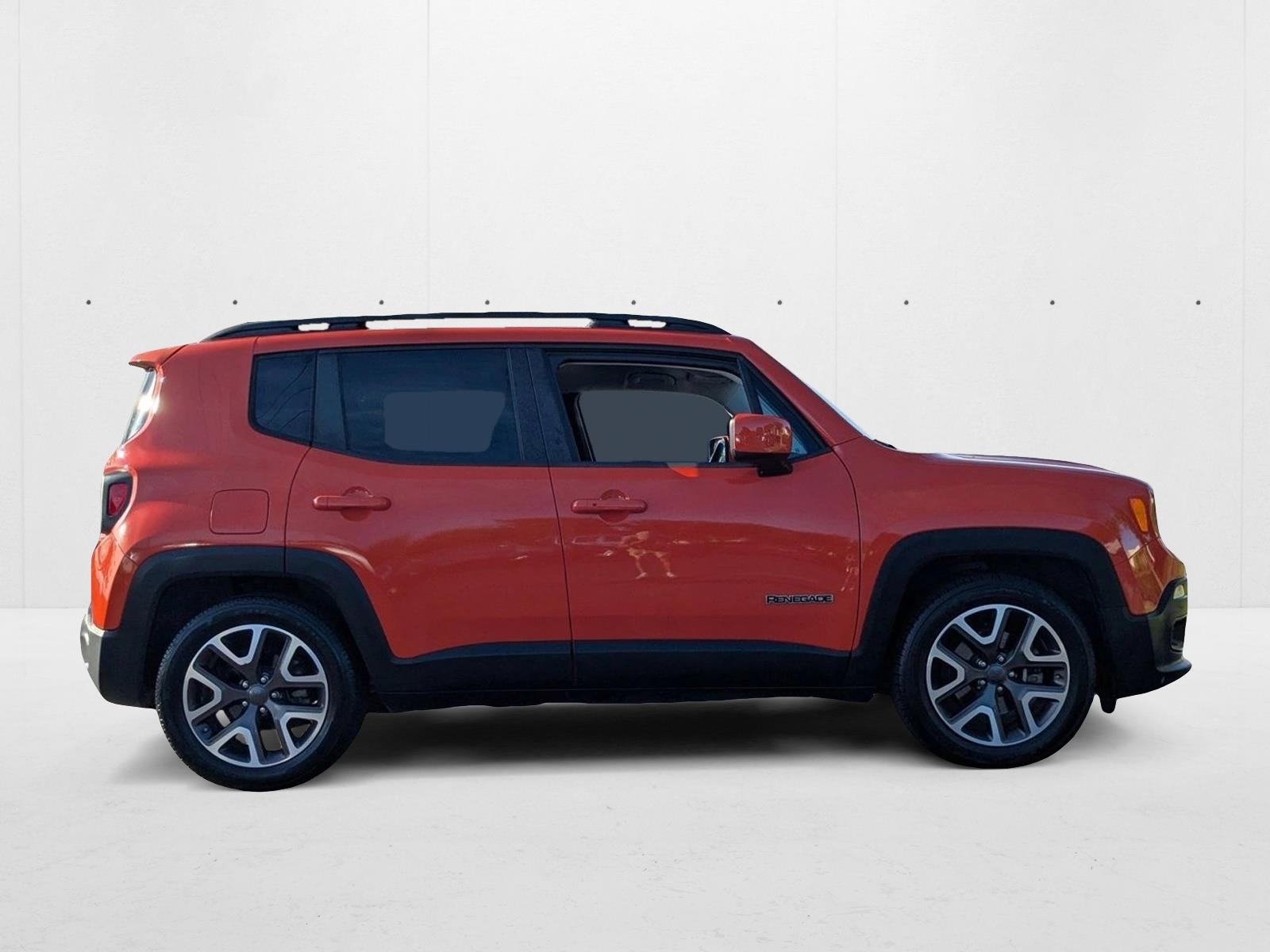 2016 Jeep Renegade Latitude photo 4