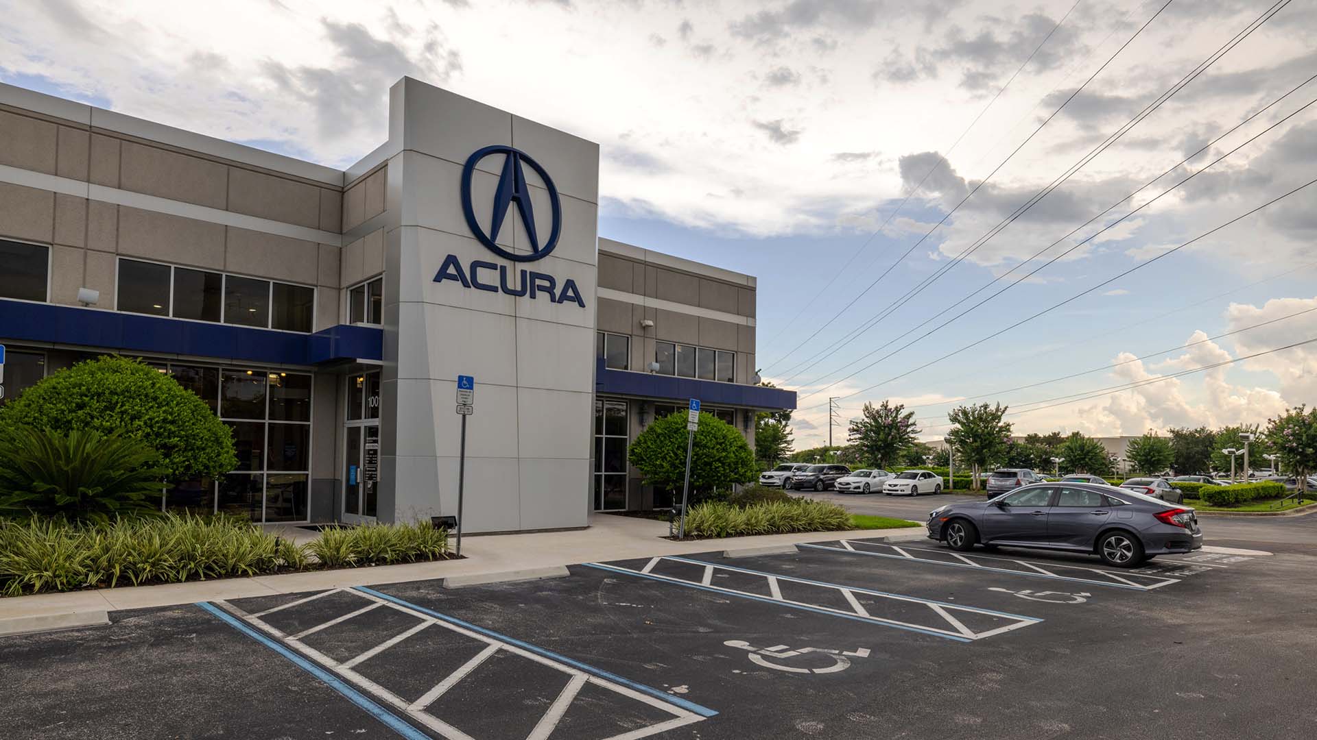 Exterior view of AutoNation Acura North Orlando