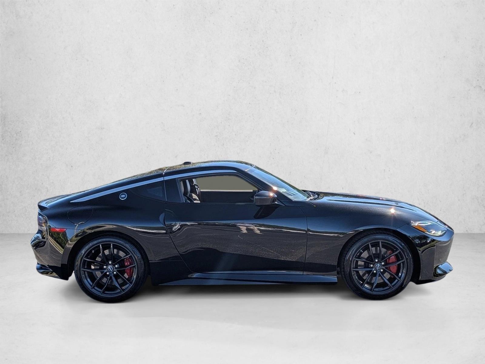 2024 Nissan Z Performance photo 4