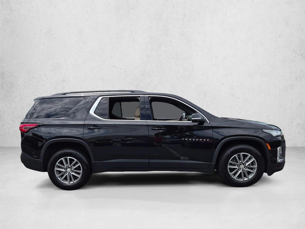 Used 2022 Chevrolet Traverse LT Leather SUV