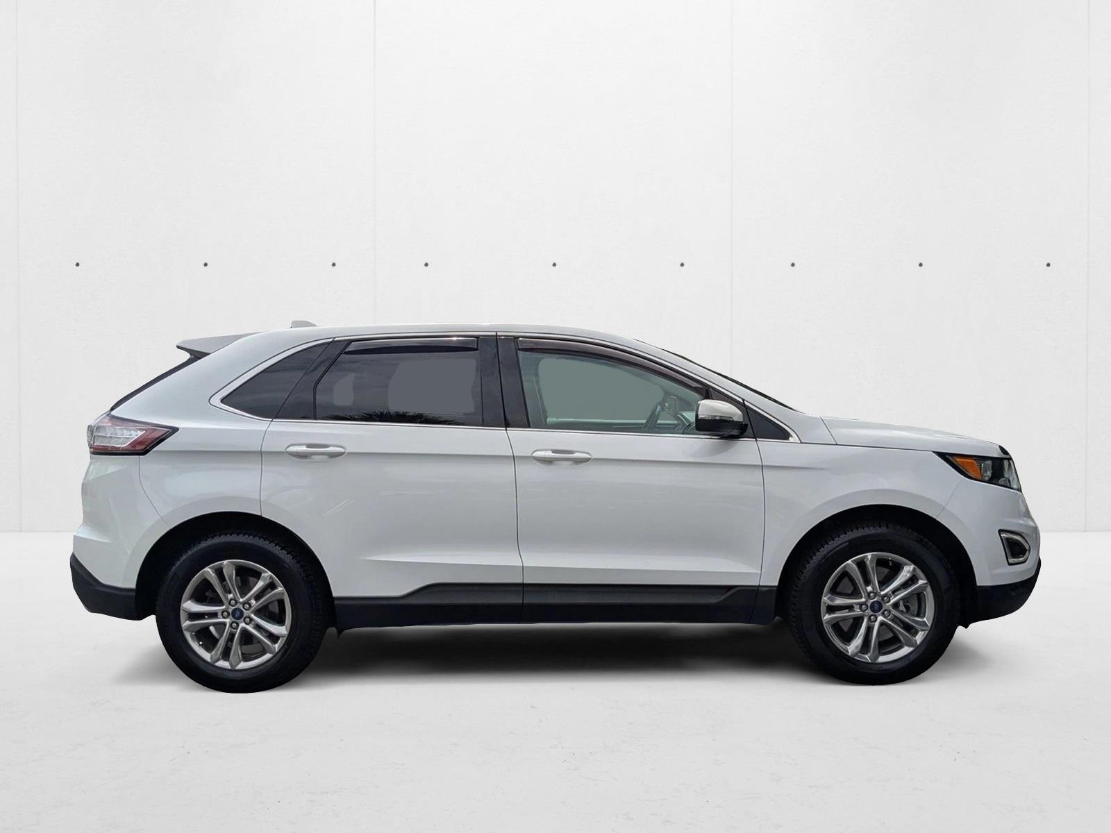 2018 Ford Edge SEL photo 4