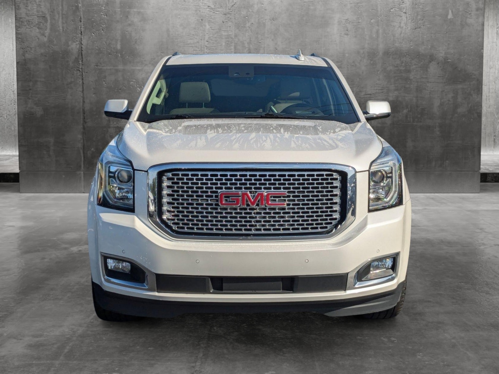 Used 2017 GMC Yukon XL Denali with VIN 1GKS1HKJ7HR296687 for sale in Sanford, FL